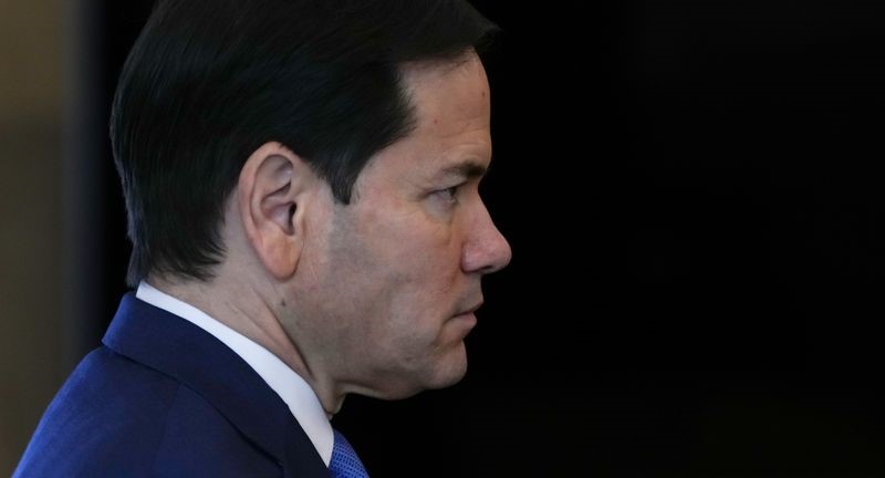 ЕУ ЈА КАЗНИ ПЛАТФОРМАТА ИКС НА МАСК СО 120 МИЛИОНИ ЕВРА ЗА НЕТРАНСПАРЕНТНА РАБОТА, РУБИО ВЕЛИ ТОА Е НАПАД ВРЗ АМЕРИКАНСКИОТ НАРОД