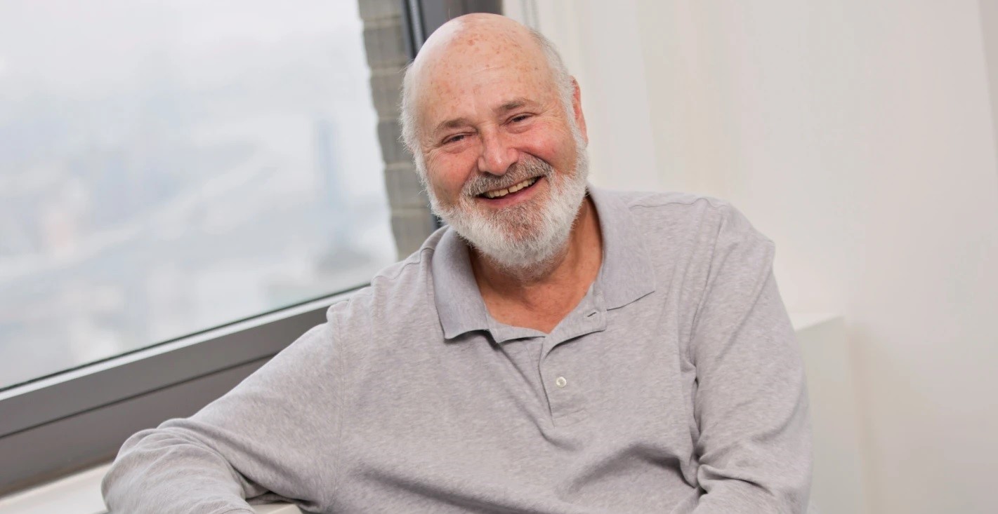 ТРАМП СЕ ПОТСМЕВА СО СМРТТА НА РОБ РАЈНЕР, РЕЧЕ ДЕКА Е УБИЕН ПОРАДИ НЕГОВИТЕ ЛИБЕРАЛНИ ГЛЕДИШТА И ОТИ МУ СЕ ПРОТИВЕЛ ТРАМП СЕ ПОТСМЕВА СО СМРТТА НА РОБ РАЈНЕР, РЕЧЕ ДЕКА Е УБИЕН ПОРАДИ НЕГОВИТЕ ЛИБЕРАЛНИ ГЛЕДИШТА И ОТИ МУ СЕ ПРОТИВЕЛ