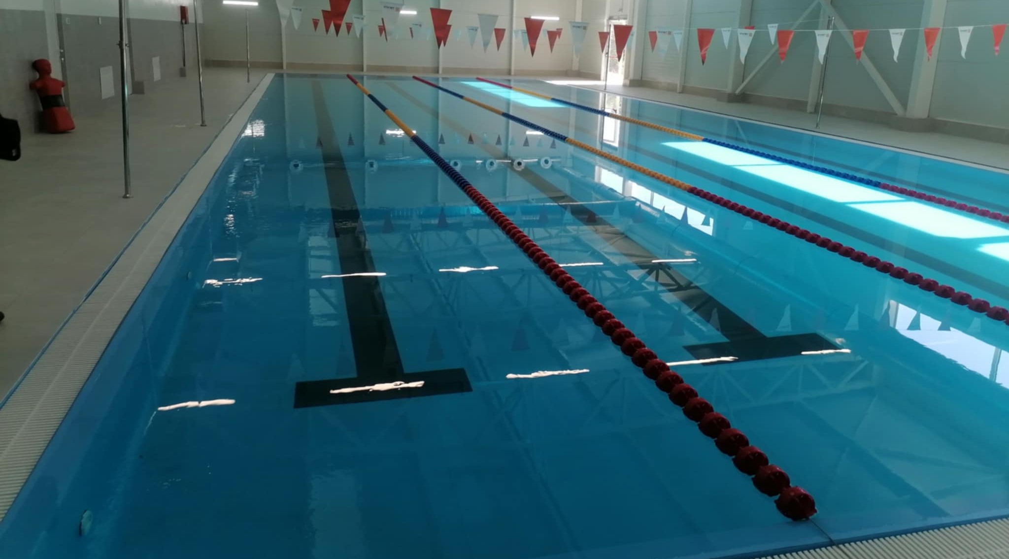 НОВИОТ ЗИМСКИ БАЗЕН ВО ШТИП ЌЕ СЕ ОТВОРИ НА 29 ДЕКЕМВРИ, ВГОДИНА ЌЕ СЕ ГРАДИ И САЛА ЗА БОРЕЧКИ СПОРТОВИ