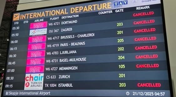 ПОРАДИ ГУСТАТА МАГЛА ОТКАЖАНИ СИТЕ УТРИНСКИ ЛЕТОВИ ОД СКОПСКИОТ АЕРОДРОМ