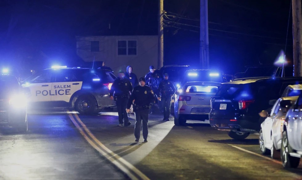 ТРАМП ЈА СУСПЕНДИРАШЕ ЛОТАРИЈАТА ЗА ЗЕЛЕНА КАРТА ЗА САД ПО ПУКАЊЕТО НА УНИВЕРЗИТЕТОТ БРАУН