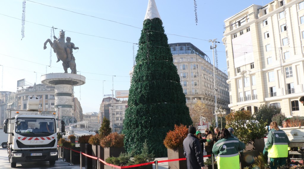 ЌЕ НЕМА ОГНОМЕТ НА НОВОГОДИШНАТА ПРОСЛАВА НА ПЛОШТАДОТ ВО СКОПЈЕ, РЕЧЕ ЃОРЃИЕВСКИ ЌЕ НЕМА ОГНОМЕТ НА НОВОГОДИШНАТА ПРОСЛАВА НА ПЛОШТАДОТ ВО СКОПЈЕ, РЕЧЕ ЃОРЃИЕВСКИ