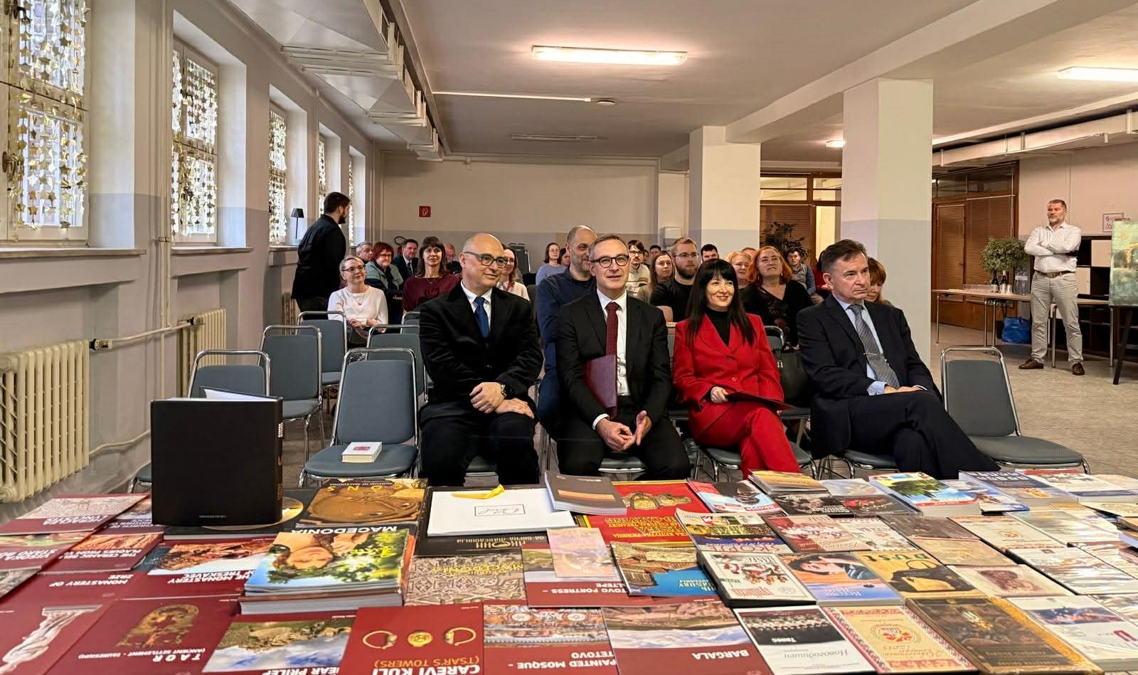 ОТВОРЕН ЛЕКТОРАТ ЗА МАКЕДОНСКИ ЈАЗИК НА ФИЛОЗОФСКИОТ ФАКУЛTЕТ ВО НИТРА, СЛОВАЧКА