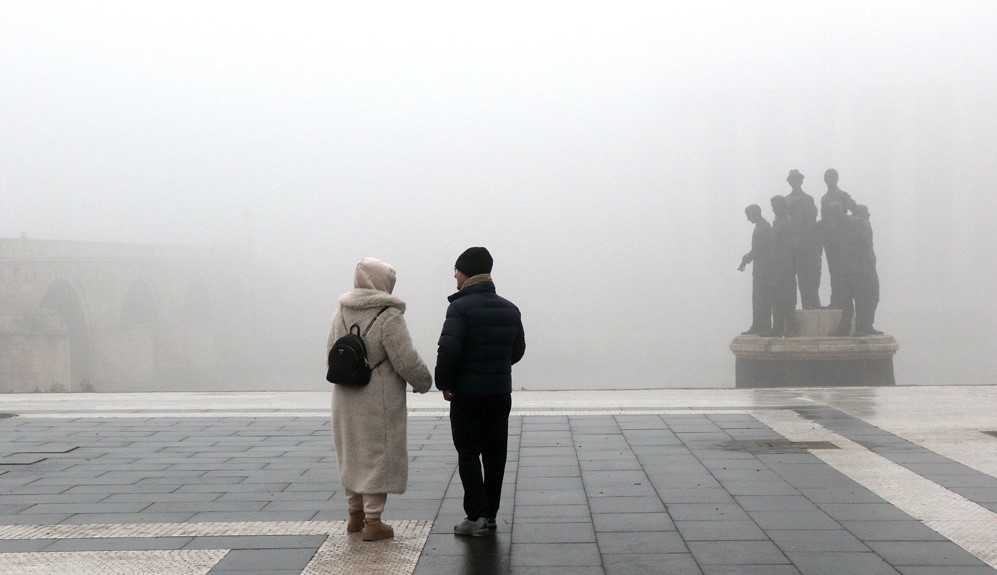 ЌЕ НЕМА ПРЕДВРЕМЕН РАСПУСТ ЗА УЧЕНИЦИТЕ ПОРАДИ ЗАГАДЕНИОТ ВОЗДУХ, РЕЧЕ МИНИСТЕРКАТА ЗА ОБРАЗОВАНИЕ