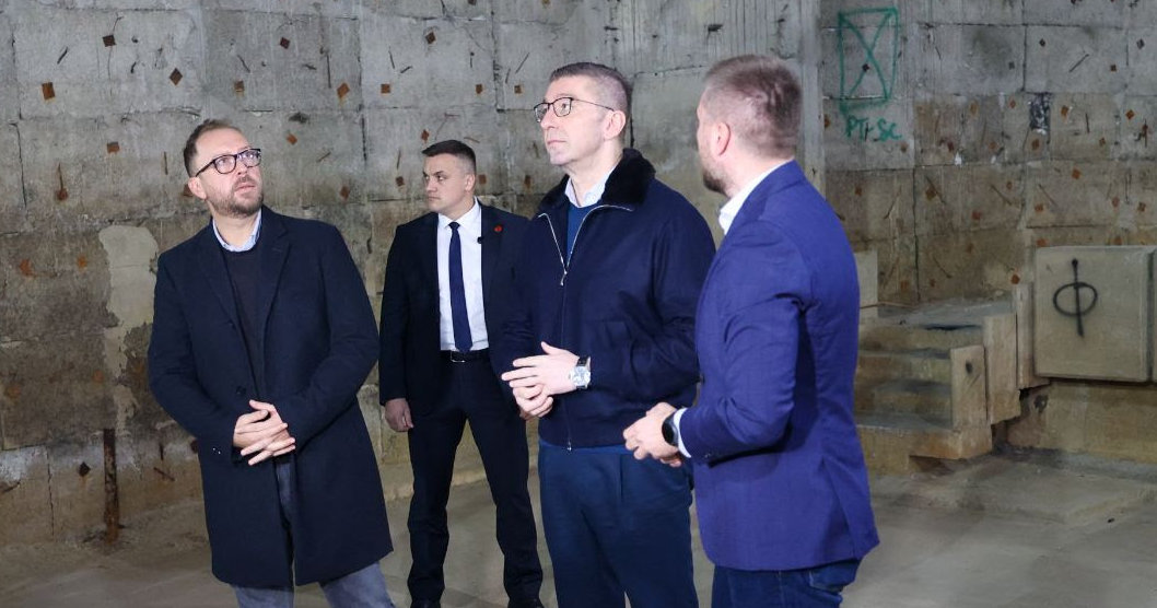 АКО ФИЛИПЧЕ, ФРЧКОСКИ И ЖЕРНОВСКИ НАЈДАТ ЕДЕН МИГРАНТ ОД ДОГОВОРОТ СО БРИТАНИЈА, ТРАЈНО ЈА НАПУШТАМ ПОЛИТИКАТА, КАЖА МИЦКОСКИ АКО ФИЛИПЧЕ, ФРЧКОСКИ И ЖЕРНОВСКИ НАЈДАТ ЕДЕН МИГРАНТ ОД ДОГОВОРОТ СО БРИТАНИЈА, ТРАЈНО ЈА НАПУШТАМ ПОЛИТИКАТА, КАЖА МИЦКОСКИ