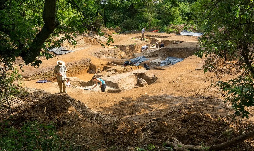 ЛУЃЕТО НАУЧИЛЕ ДА ПАЛАТ ОГАН 350.000 ГОДИНИ ПОРАНО ОДОШТО СЕ ВЕРУВАШЕ, ПОКАЖА ОТКРИТИЕ ОД АНГЛИЈА ЛУЃЕТО НАУЧИЛЕ ДА ПАЛАТ ОГАН 350.000 ГОДИНИ ПОРАНО ОДОШТО СЕ ВЕРУВАШЕ, ПОКАЖА ОТКРИТИЕ ОД АНГЛИЈА