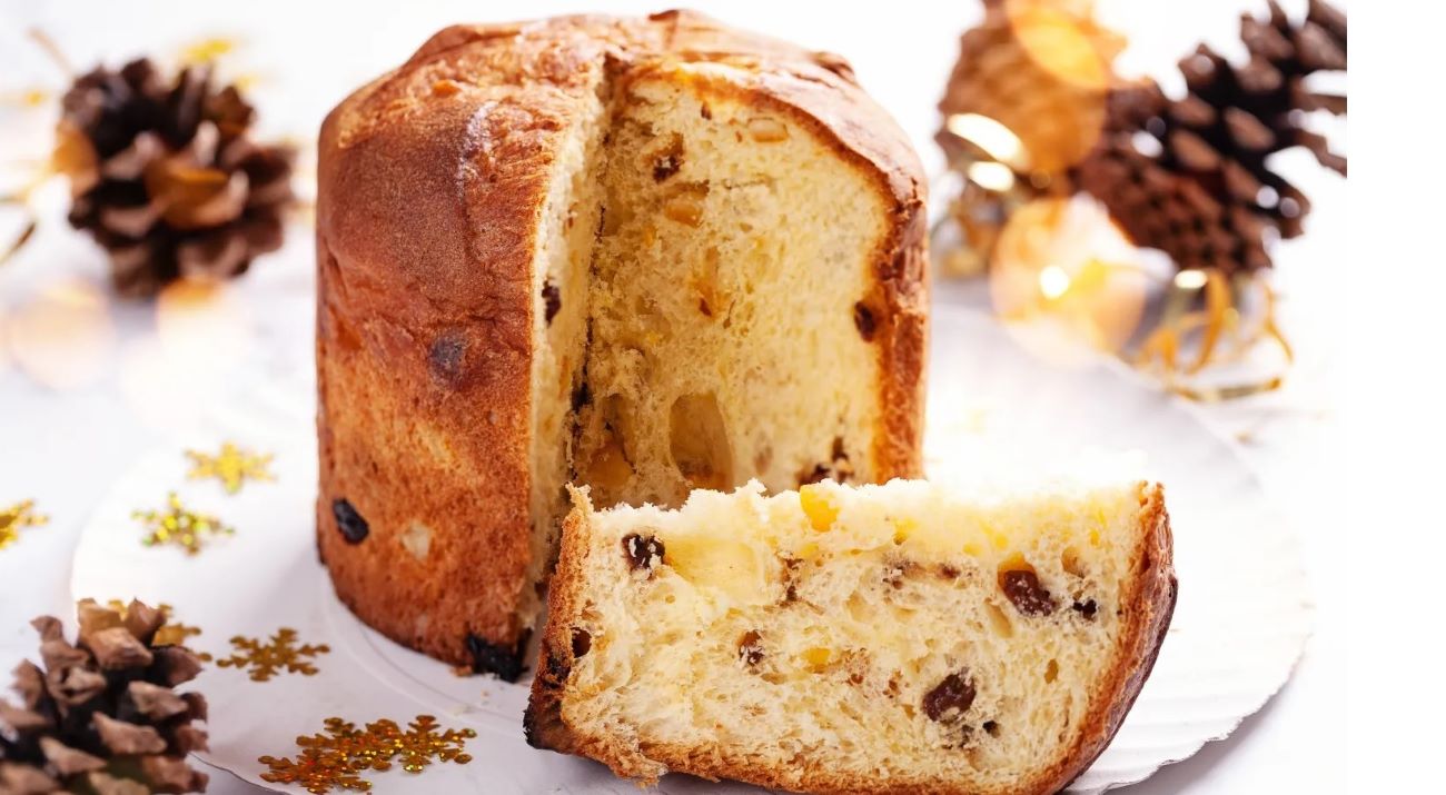 ИТАЛИЈАНЕЦ СЕ ЗАДАВИ ОД ЗАЛАК КОЛАЧ ПАНЕТОНЕ И ПОЧИНА НА БАДНИК