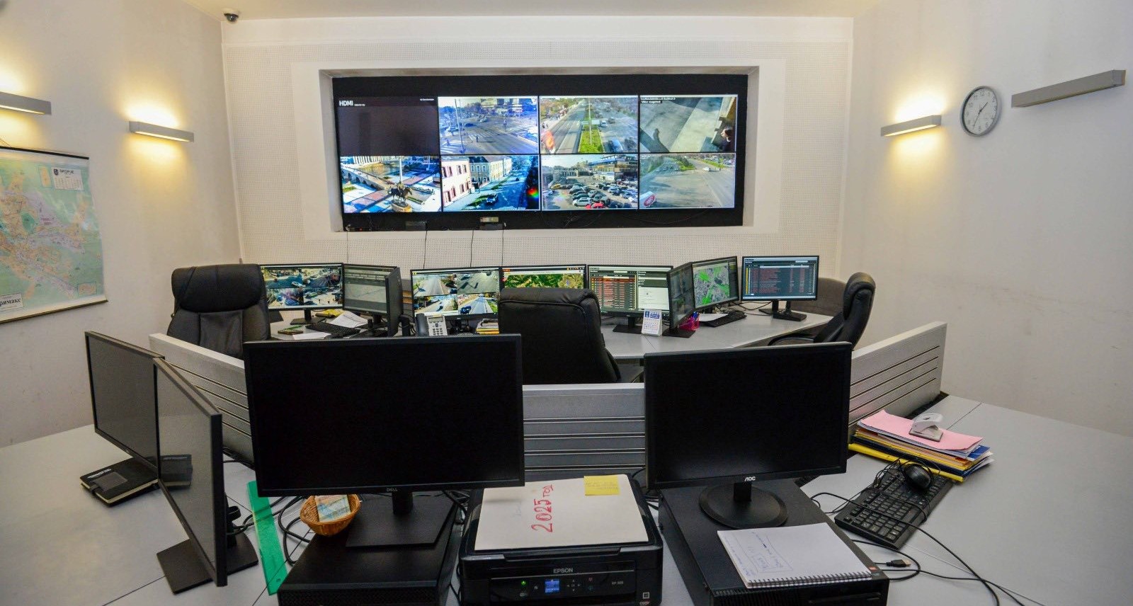 КАМЕРИТЕ ФАТИЈА 65.000 СООБРАЌАЈНИ ПРЕКРШОЦИ ЗА 12 ЧАСА, КАЖА ТОШКОВСКИ, КАЗНУВАЊЕТО ПОЧНУВА ОД 1 ЈАНУАРИ