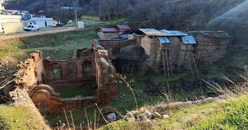 СО ПРЕКУГРАНИЧЕН ПРОЕКТ СО ГРЦИЈА, РИМСКИТЕ ТЕРМИ КАЈ БАЊА БАНСКО ЌЕ ДОБИЈАТ ЧЕЛИЧНА КОНСТРУКЦИЈА ЗА ЗАШТИТА СО ПРЕКУГРАНИЧЕН ПРОЕКТ СО ГРЦИЈА, РИМСКИТЕ ТЕРМИ КАЈ БАЊА БАНСКО ЌЕ ДОБИЈАТ ЧЕЛИЧНА КОНСТРУКЦИЈА ЗА ЗАШТИТА