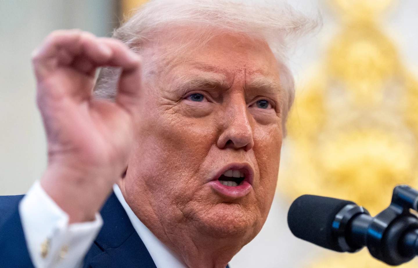 ТРАМП НАРЕДИ ЦЕЛОСНА БЛОКАДА НА ТАНКЕРИТЕ КАЈ ВЕНЕЦУЕЛА И ЈА ПРОГЛАСИ ВЛАДАТА НА МАДУРО ЗА ТЕРОРИСТИЧКА ОРГАНИЗАЦИЈА ТРАМП НАРЕДИ ЦЕЛОСНА БЛОКАДА НА ТАНКЕРИТЕ КАЈ ВЕНЕЦУЕЛА И ЈА ПРОГЛАСИ ВЛАДАТА НА МАДУРО ЗА ТЕРОРИСТИЧКА ОРГАНИЗАЦИЈА