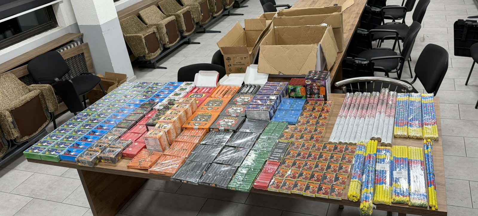 НА ОСУМГОДИШНО ДЕТЕ ОД ВРАПЧИШТЕ МУ ЕКСПЛОДИРАЛА ПЕТАРДА В РАКА, СЕ ЛЕКУВА ВО КЛИНИЧКИОТ ЦЕНТАР ВО СКОПЈЕ НА ОСУМГОДИШНО ДЕТЕ ОД ВРАПЧИШТЕ МУ ЕКСПЛОДИРАЛА ПЕТАРДА В РАКА, СЕ ЛЕКУВА ВО КЛИНИЧКИОТ ЦЕНТАР ВО СКОПЈЕ