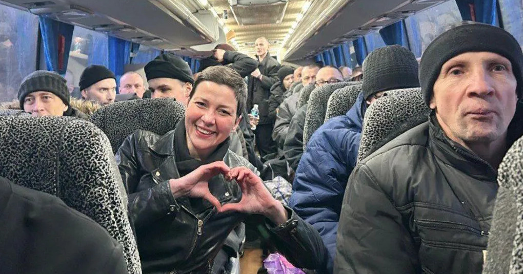 БЕЛОРУСИЈА ОСЛОБОДИ 123 ЗАТВОРЕНИЦИ, МЕЃУ КОИ АКТИВИСТКАТА КОЛЕСНИКОВА И НОБЕЛОВЕЦОТ БЈАЉАЦКИ, ОТКАКО САД СЕ СОГЛАСИЈА ДА ГИ УКИНАТ САНКЦИИТЕ БЕЛОРУСИЈА ОСЛОБОДИ 123 ЗАТВОРЕНИЦИ, МЕЃУ КОИ АКТИВИСТКАТА КОЛЕСНИКОВА И НОБЕЛОВЕЦОТ БЈАЉАЦКИ, ОТКАКО САД СЕ СОГЛАСИЈА ДА ГИ УКИНАТ САНКЦИИТЕ