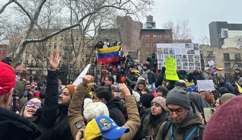 ЈАС СУМ ПРЕТСЕДАТЕЛОТ НА ВЕНЕЦУЕЛА, КАЖА МАДУРО И СЕ ИЗЈАСНИ КАКО НЕВИН ВО СУДОТ ВО ЊУЈОРК