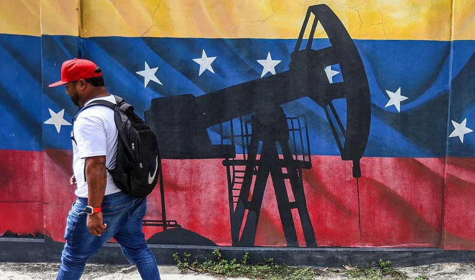 ВЕНЕЦУЕЛА ОДОБРИ ЗАКОН ЗА ВРАЌАЊЕ НА СТРАНСКИ НАФТЕНИ КОМПАНИИ ВО ЗЕМЈАТА ВЕНЕЦУЕЛА ОДОБРИ ЗАКОН ЗА ВРАЌАЊЕ НА СТРАНСКИ НАФТЕНИ КОМПАНИИ ВО ЗЕМЈАТА