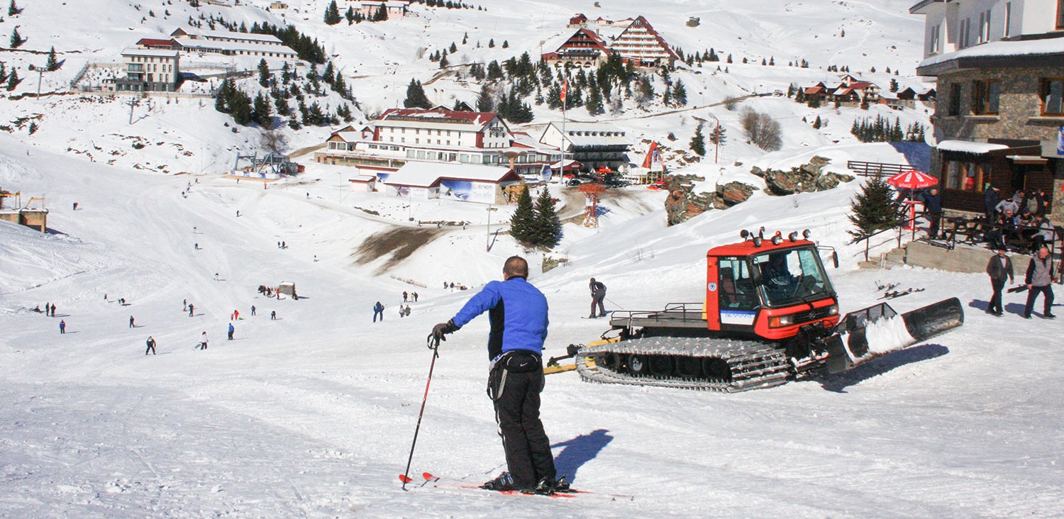 НАЦИОНАЛНИОТ ПАРК „ШАР ПЛАНИНА“ ПОТПИША ДОГОВОР ЗА НАЧИНОТ НА РАБОТА СО ЕКОНОМСКИТЕ ОПЕРАТОРИ КОИ СО РАТРАЦИ ПРЕВЕЗУВААТ СКИЈАЧИ