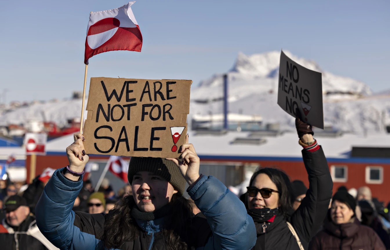 ФРАНЦИЈА, ГЕРМАНИЈА, ШВЕДСКА И НОРВЕШКА ПРАЌААТ ВОЈСКА НА ГРЕНЛАНД