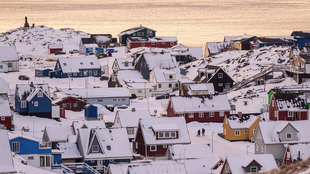ГРЕНЛАНД Е ДАНСКА ТЕРИТОРИЈА, ВЕЛИ РУСИЈА И ГИ ОТФРЛИ ТВРДЕЊАТА ДЕКА Е ЗАКАНА ЗА ОСТРОВОТ