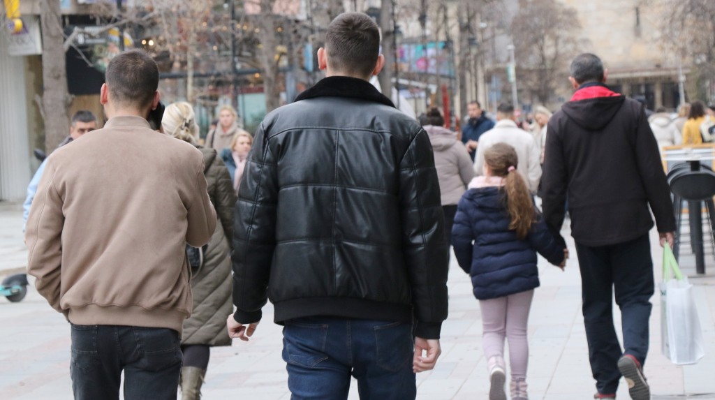 ДЕСЕТ ОТСТО ОД 2.800 ТИНЕЈЏЕРИ ЗЕМАЛЕ ЛЕКОВИ ПРОТИВ БОЛКА ЗА ДА БИДАТ „ХАЈ“, ВЕЛИ ИНСТИТУТОТ ЗА ЈАВНО ЗДРАВЈЕ ДЕСЕТ ОТСТО ОД 2.800 ТИНЕЈЏЕРИ ЗЕМАЛЕ ЛЕКОВИ ПРОТИВ БОЛКА ЗА ДА БИДАТ „ХАЈ“, ВЕЛИ ИНСТИТУТОТ ЗА ЈАВНО ЗДРАВЈЕ