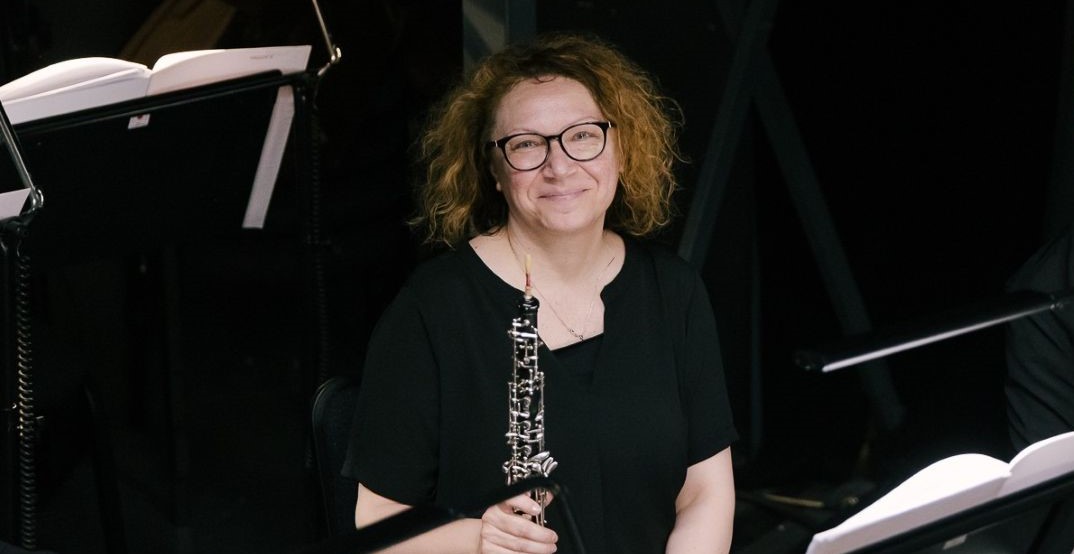 ДИРЕКТОРОТ АРСОВСКИ НЕЗАКОНСКИ ЈА СУСПЕНДИРА И Ѝ ЗАБРАНИ ВЛЕЗ НА ОБОИСТКАТА ОД ОПЕРАТА ПЕТРУШЕВСКА, СИНДИКАТОТ НА КУЛТУРАТА БАРА ЗАШТИТА ОД МИНИСТЕРОТ ЉУТКОВ