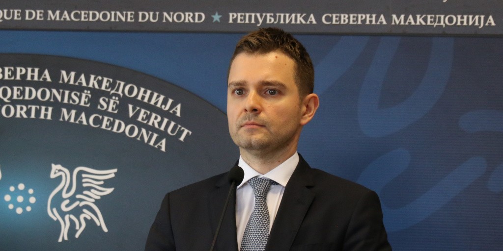 ГО ОСУДУВАМ НАПАДОТ НА БУГАРСКАТА АМБАСАДА, СЕ РАБОТИ ЗА ИЗОЛИРАН СЛУЧАЈ, РЕЧЕ МУЦУНСКИ