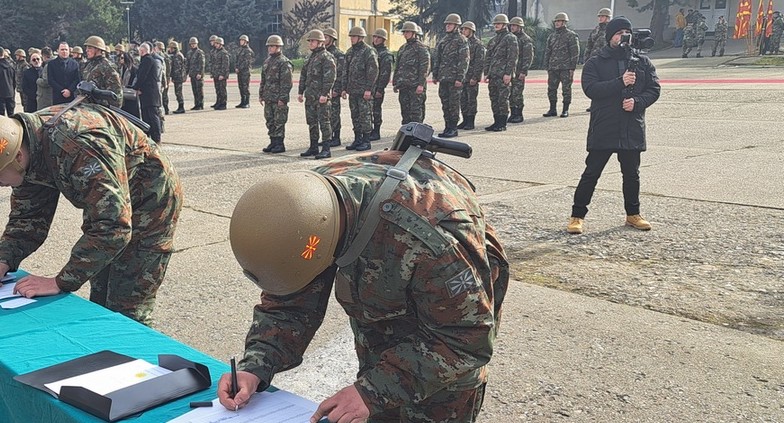 ВКУПНО ЧЕТВОРИЦА ВОЈНИЦИ ЗАРАЗЕНИ СО ШУГА ВО ВЕЛЕШКАТА КАСАРНА, ЗАРАЗАТА Е ВНЕСЕНА ОДНАДВОР