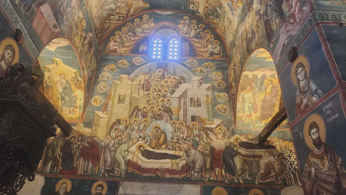 МАКЕДОНИЈА ЗАБОРАВИ ДА ЈА ПРОСЛАВИ 730-ГОДИШНИНАТА НА ОХРИДСКАТА ЦРКВА „СВЕТА БОГОРОДИЦА ПЕРИВЛЕПТА“ КОЈА САД ЈА СПАСИЈА СО 650.000 ДОЛАРИ