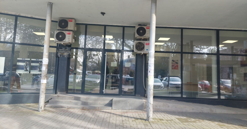 НАПАДНАТА ШЕФИЦАTA НА УПРАВАТА ЗА МАТИЧНИ КНИГИ ВО БИТОЛА