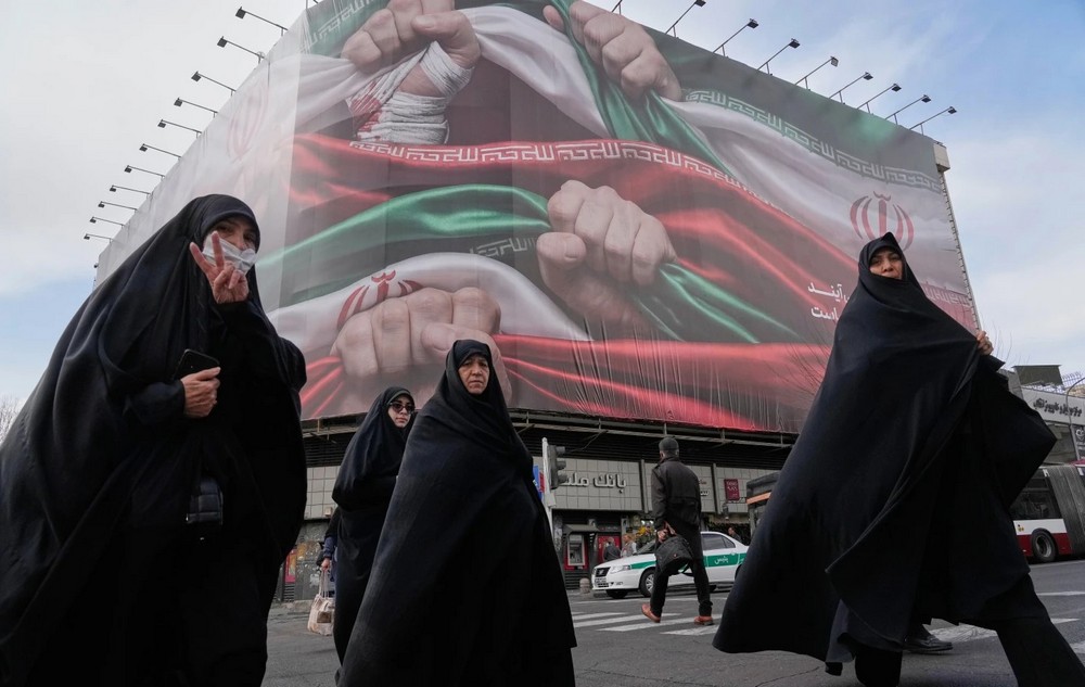 ИРАН ПРЕДЛАГА ДОГОВОР СО САД ОД КОЈ ДВЕТЕ ДРЖАВИ ЌЕ ИМААТ ЕКОНОМСКИ ПРИДОБИВКИ И БИ ГИ ВКЛУЧИЛ И НАФТАТА И ГАСОТ