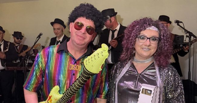 МАСКЕНБАЛОТ ГО НАЈАВИ КАРНЕВАЛОТ ВО СТРУМИЦА, КОЈ ЌЕ ГО ПРЕДВОДАТ ДУШКО И ДАНИЦА, ИЗБРАНИ ЗА ПРИНЦ И ПРИНЦЕЗА