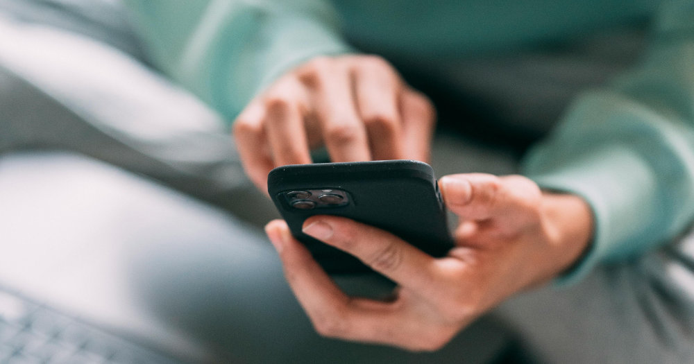 ИНТИМНИТЕ СЛИКИ ОБЈАВЕНИ БЕЗ ДОЗВОЛА ЌЕ СЕ ТРЕТИРААТ КАКО ТЕРОРИСТИЧКИ МАТЕРИЈАЛ СО НОВ ЗАКОН ВО БРИТАНИЈА