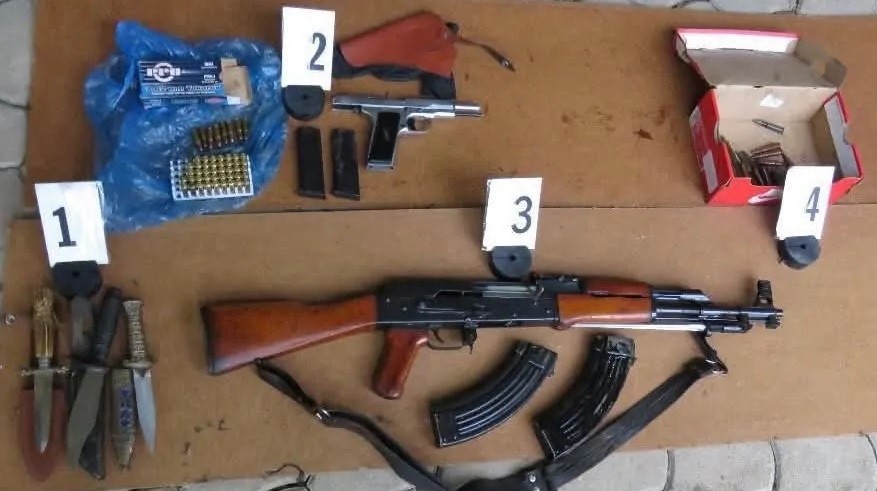 ПРИТВОР ЗА 20-ГОДИШНИК ПОД ИСТРАГА ЗА ТЕРОРИЗАМ, НА „ДИСКОРД“ СЕ ЗАКАНИЛ ДЕКА МАСОВНО ЌЕ УБИВА СО КАЛАШНИКОВ