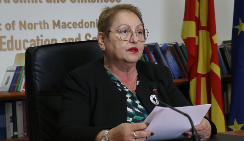 ЌЕ СЕ УКИНУВААТ СТУДИСКИ ПРОГРАМИ КАДЕ ИМА ПО ДВАЈЦА-ТРОЈЦА СТУДЕНТИ, ЌЕ ИМА РЕИЗБОР НА ПРОФЕСОРИТЕ НА СЕДУМ ГОДИНИ, СТОИ ВО ПРЕДЛОГ-ЗАКОНОТ ЗА ВИСОКО ОБРАЗОВАНИЕ