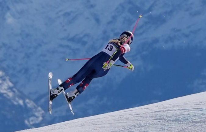 ЛИНДЗИ ВОН ЈА СКРШИ ЛЕВАТА НОГА ОТКАКО ПАДНА НА ОЛИМПИСКИОТ СПУСТ