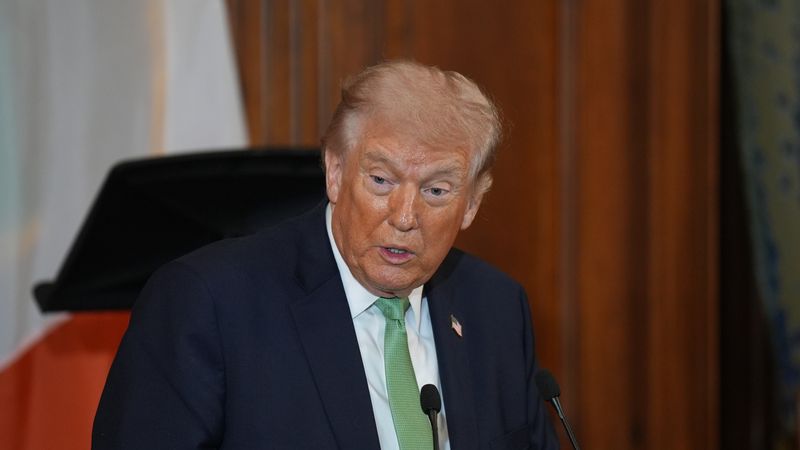 ТРАМП ГИ НАРЕЧЕ СОЈУЗНИЦИТЕ ОД НАТО КУКАВИЦИ ПОРАДИ НЕДОСТИГ НА ПОДДРШКА ОКОЛУ ИРАН