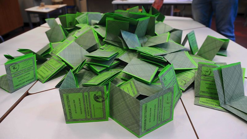 ПРВ ГОЛЕМ ПОЛИТИЧКИ ПОРАЗ НА МЕЛОНИ, ИТАЛИЈАНЦИТЕ ГИ ОТФРЛИЈА СУДСКИТЕ РЕФОРМИ НА РЕФЕРЕНДУМ