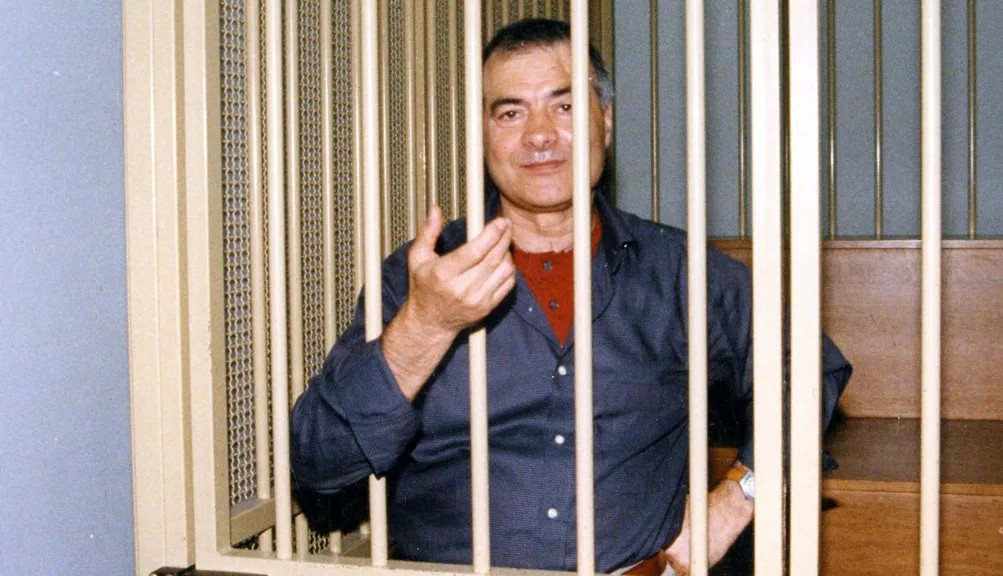 ВО ЗАТВОР ПОЧИНА ИТАЛИЈАНСКИОТ МАФИЈАШКИ БОС КОЈ ГО ОРГАНИЗИРАШЕ УБИСТВОТО НА ЛЕГЕНДАРНИОТ ОБВИНИТЕЛ ФАЛКОНЕ ВО ЗАТВОР ПОЧИНА ИТАЛИЈАНСКИОТ МАФИЈАШКИ БОС КОЈ ГО ОРГАНИЗИРАШЕ УБИСТВОТО НА ЛЕГЕНДАРНИОТ ОБВИНИТЕЛ ФАЛКОНЕ