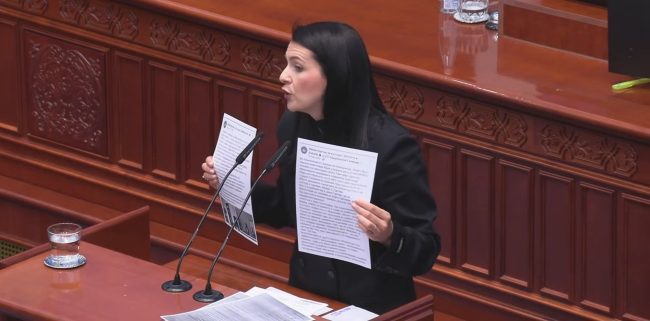 ЗОШТО ДВЕ ГОДИНИ НЕ Е ЕКСПРОПРИРАНА ПРИВАТНАТА ПАРЦЕЛА ДО ЦРКВАТА ВО КУРБИНОВО ШТО ЈА КОЧИ ЗАШТИТАТА, ПРАША ПРАТЕНИЧКАТА КОСТАДИНОВСКА-СТОЈЧЕВСКА, ЉУТКОВ ВЕТИ РЕШЕНИЕ ВО НАЈСКОРО ВРЕМЕ