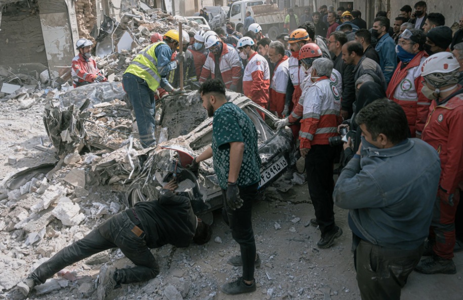 ИРАН ГО ДОБИЛ АМЕРИКАНСКИОТ ПЛАН ЗА ПРИМИРЈЕ, ЕДНИ ВЕЛАТ ДЕКА Е ОТФРЛЕН, ДРУГИ ДЕКА СЕ РАЗГЛЕДУВА