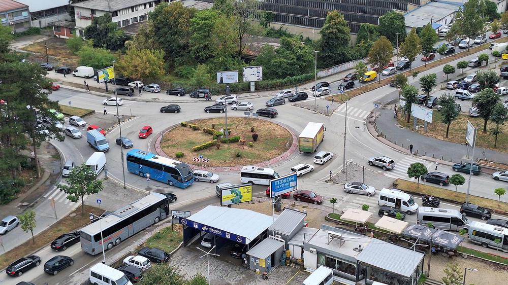 УСТАВНИОТ СУД ПОВЕДЕ ПОСТАПКА ЗА ПРОМЕНАТА НА ИМИЊАТА НА УЛИЦИТЕ ВО ТЕТОВО