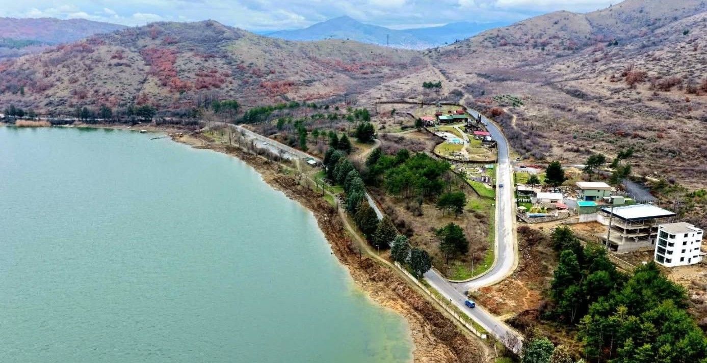 ЗА ПОДОБРУВАЊЕ НА КВАЛИТЕТОТ НА ВОДАТА ВО ЕЗЕРОТО МЛАДОСТ ТРЕБА ДА СЕ СРЕДИ ПРОБЛЕМОТ СО КОЛЕКТОРСКИОТ СИСТЕМ ЗА ОТПАДНИ ВОДИ