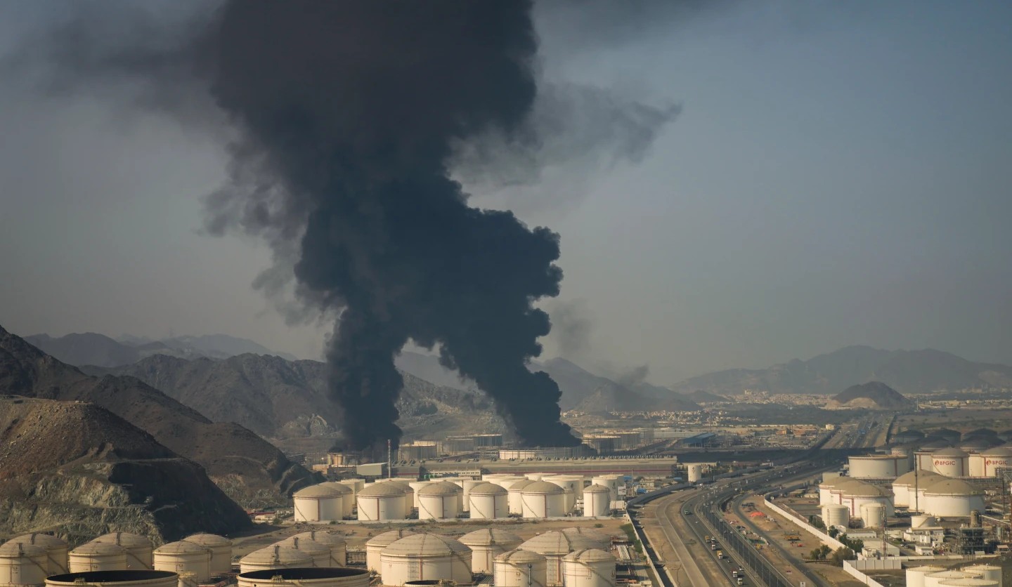 ТРАМП ВЕЛИ ДЕКА НЕ ОЧЕКУВАЛ ИРАН ДА ГИ НАПАЃА СОСЕДНИТЕ ЗЕМЈИ, ИАКО БИЛ ПРЕДУПРЕДЕН