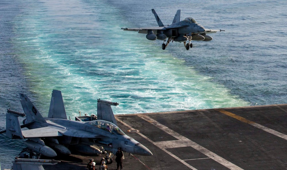 САД ВЕЛАТ ДЕКА КУВАЈТ ПО ГРЕШКА СОБОРИЛ ТРИ АМЕРИКАНСКИ БОРБЕНИ АВИОНИ САД ВЕЛАТ ДЕКА КУВАЈТ ПО ГРЕШКА СОБОРИЛ ТРИ АМЕРИКАНСКИ БОРБЕНИ АВИОНИ