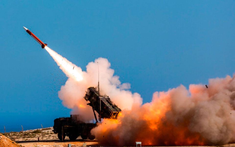 УКРАИНСКИТЕ ИНСТРУКТОРИ ШОКИРАНИ ОД НАЧИНОТ НА ВОЈУВАЊЕ ПРОТИВ ИРАН, ЗА ЕДЕН ДРОН СЕ ИСПУКУВААТ И ДО ОСУМ СКАПИ РАКЕТИ „ПАТРИОТ“ УКРАИНСКИТЕ ИНСТРУКТОРИ ШОКИРАНИ ОД НАЧИНОТ НА ВОЈУВАЊЕ ПРОТИВ ИРАН, ЗА ЕДЕН ДРОН СЕ ИСПУКУВААТ И ДО ОСУМ СКАПИ РАКЕТИ „ПАТРИОТ“