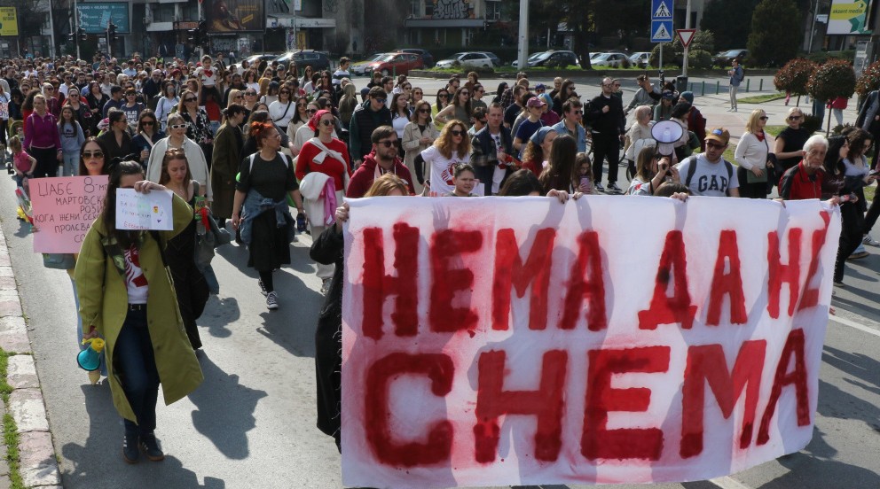 КАКО ДА СЛАВИМЕ 8 МАРТ КОГА ЖЕНИТЕ СЕКОЈДНЕВНО СЕ БОРАТ ЗА ОПСТАНОК, РЕКОА АКТИВИСТКИТЕ НА МАРШОТ ВО СКОПЈЕ