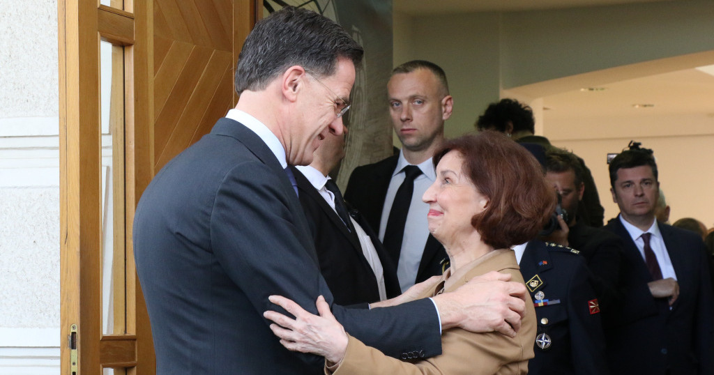 МУ КАЖАВ НА РУТЕ ДЕКА НАЈГОЛЕМАТА ИНВЕСТИЦИЈА ВО МИРОТ НА ЗАПАДЕН БАЛКАН Е НАШЕТО ЧЛЕНСТВО ВО ЕУ, РЕЧЕ СИЉАНОВСКА-ДАВКОВА