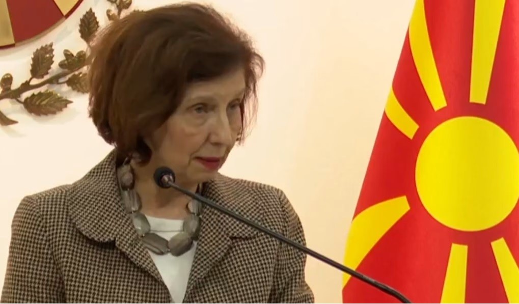 СОСТОЈБАТА ВО ДРЖАВАТА Е СТАБИЛНА И БЕЗБЕДНА, РЕЧЕ ПРЕТСЕДАТЕЛКАТА СИЉАНОВСКА-ДАВКОВА ПО СОВЕТОТ ЗА БЕЗБЕДНОСТ ПОРАДИ ВОЈНАТА ВО ИРАН