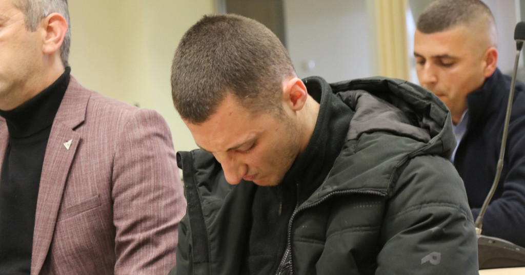 „МАМА ВАКА ЧУЧНУВАШЕ ДОЛЕ ЗА ТАТО ДА ЈА ШУТИРА, ТЕ МОЛАМ БАБО НЕ КАЖУВАЈ”, Ѝ РАСКАЖУВАЛА ПОКОЈНАТА 6-ГОДИШНА КАТЈА НА БАБАТА КОЈА СВЕДОЧИ НА СУДЕЊЕТО НА СТОЈАНЧЕ ЈОВАНОВСКИ „МАМА ВАКА ЧУЧНУВАШЕ ДОЛЕ ЗА ТАТО ДА ЈА ШУТИРА, ТЕ МОЛАМ БАБО НЕ КАЖУВАЈ”, Ѝ РАСКАЖУВАЛА ПОКОЈНАТА 6-ГОДИШНА КАТЈА НА БАБАТА КОЈА СВЕДОЧИ НА СУДЕЊЕТО НА СТОЈАНЧЕ ЈОВАНОВСКИ