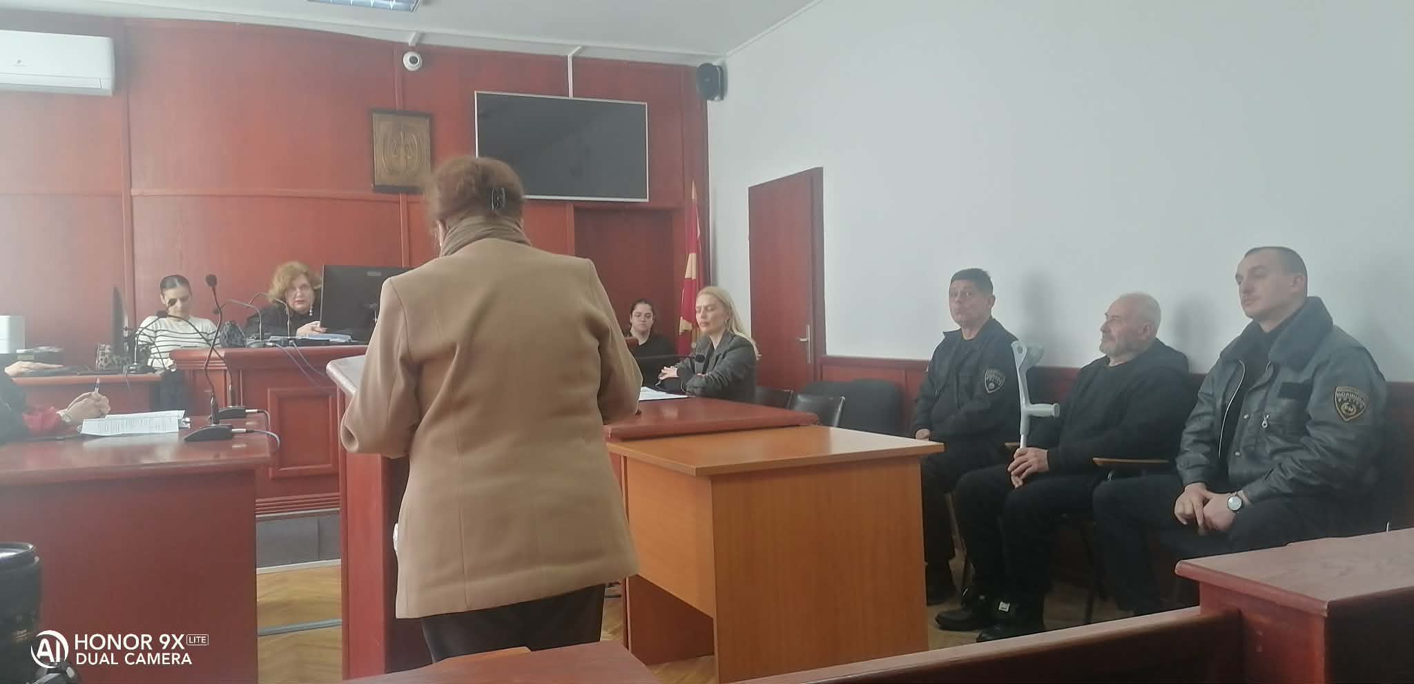 НА СУДЕЊЕТО ВО ШТИП 74-ГОДИШНИОТ АСАНОВ РЕЧЕ ДЕКА Е НЕВИН ЗА УБИСТВОТО НА 79-ГОДИШНАТА НИКОЛОВА КОЈА ЈА ОБЕЗГЛАВИЛ И ЈА ЗАКОПАЛ ВО ДВОРОТ