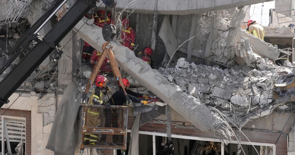 ЈЕМЕНСКИТЕ ХУТИ ГО РАКЕТИРАА ИЗРАЕЛ, ПРОДОЛЖУВААТ НАПАДИТЕ ВРЗ ИРАН ВО ВОЈНАТА ШТО ВЛЕГУВА ВО ВТОРИОТ МЕСЕЦ