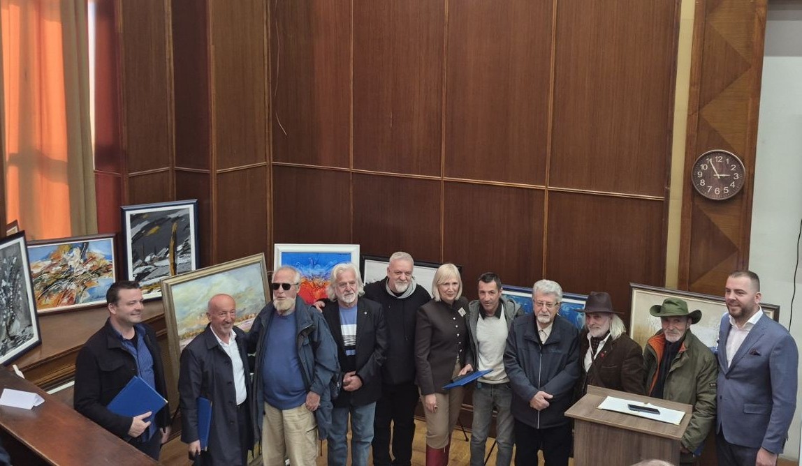 27 УМЕТНИЦИ ДОНИРАА ДЕЛА ЗА КЛИНИКАТА ЗА ГАСТРОЕНТЕРОХЕПАТОЛОГИЈА